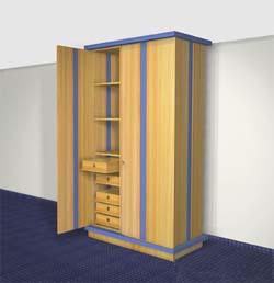 Schrank halb geschlossen